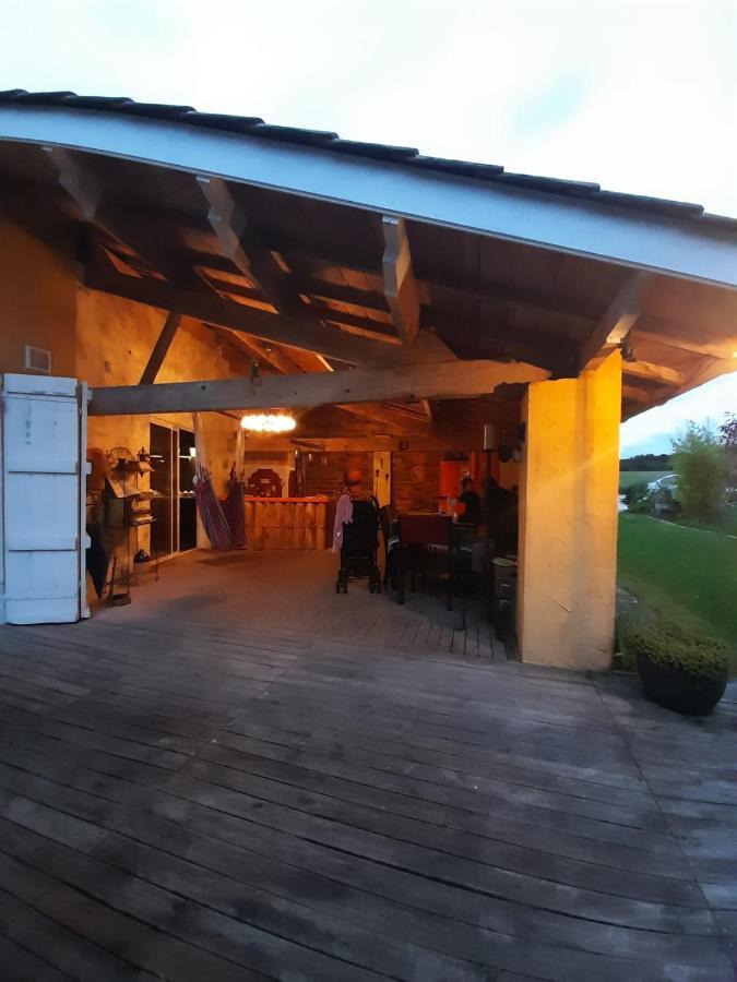Vignesarichard Acomodação com café da manhã Chevanceaux Exterior foto